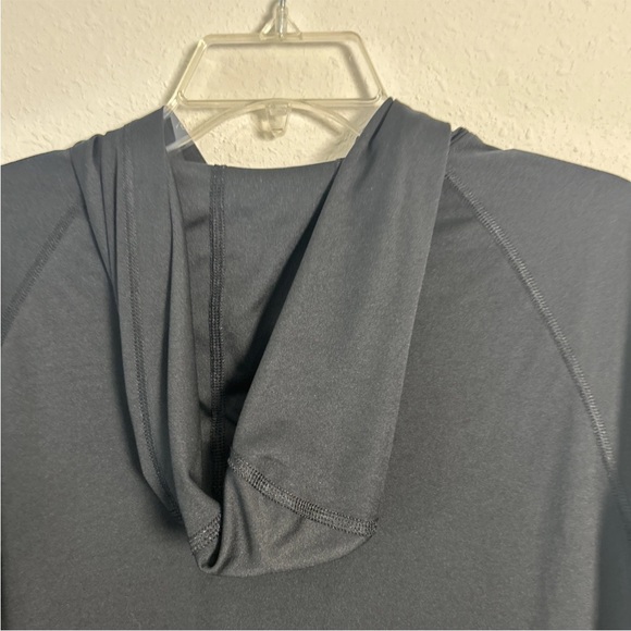 Columbia PFG Lightweight Hoodie Long Sleeve Shirt Men’s Small Sleeve Graphic - Picture 8 of 11